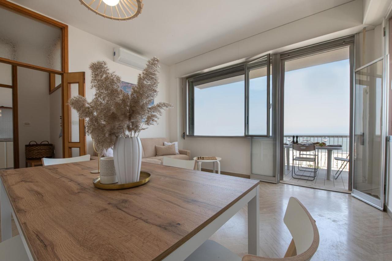 Ventodue Apartment Rimini Exterior photo