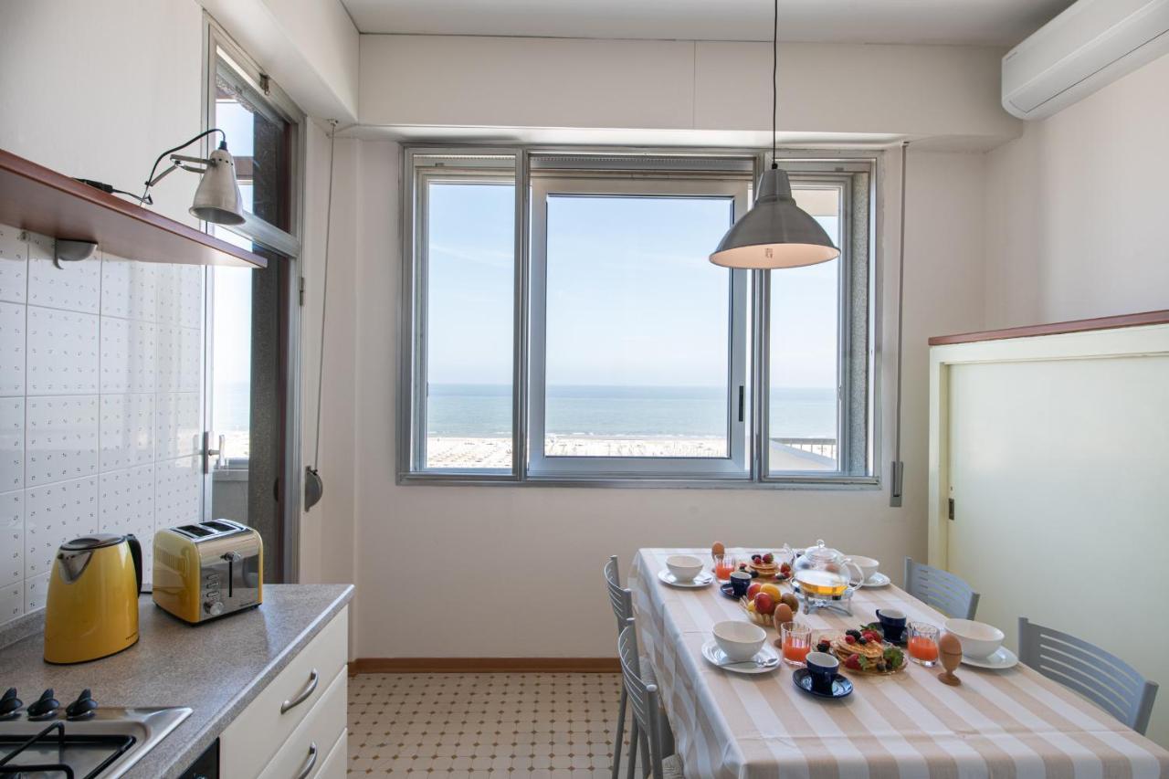 Ventodue Apartment Rimini Exterior photo
