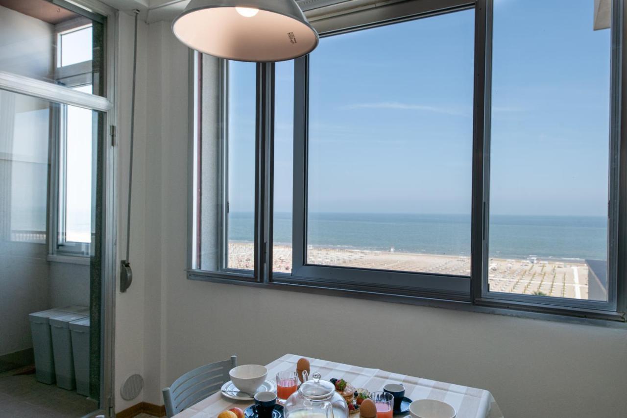 Ventodue Apartment Rimini Exterior photo