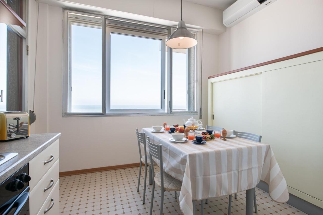 Ventodue Apartment Rimini Exterior photo