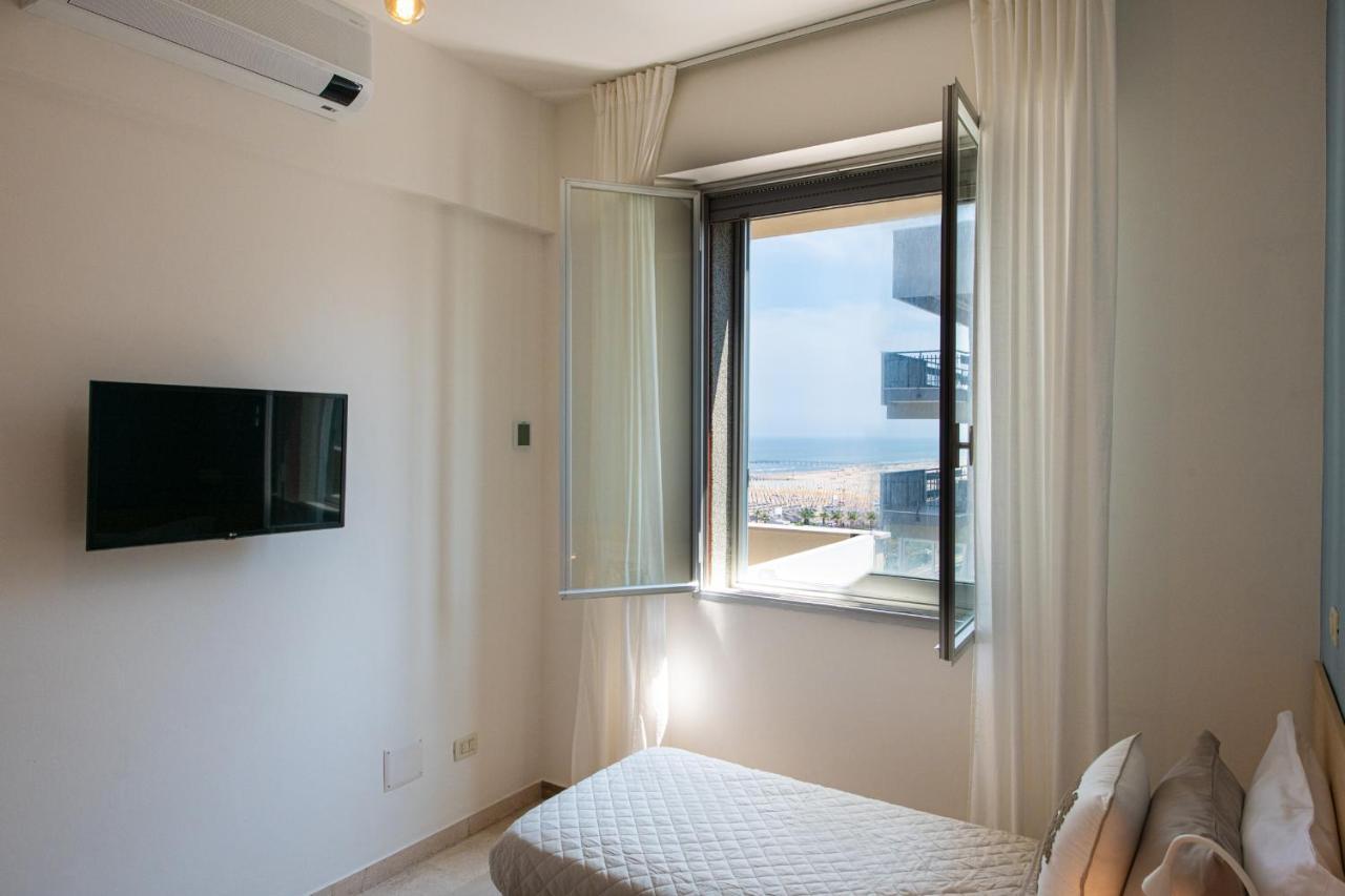 Ventodue Apartment Rimini Exterior photo