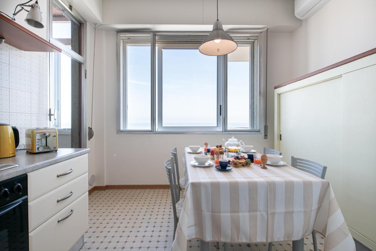 Ventodue Apartment Rimini Exterior photo