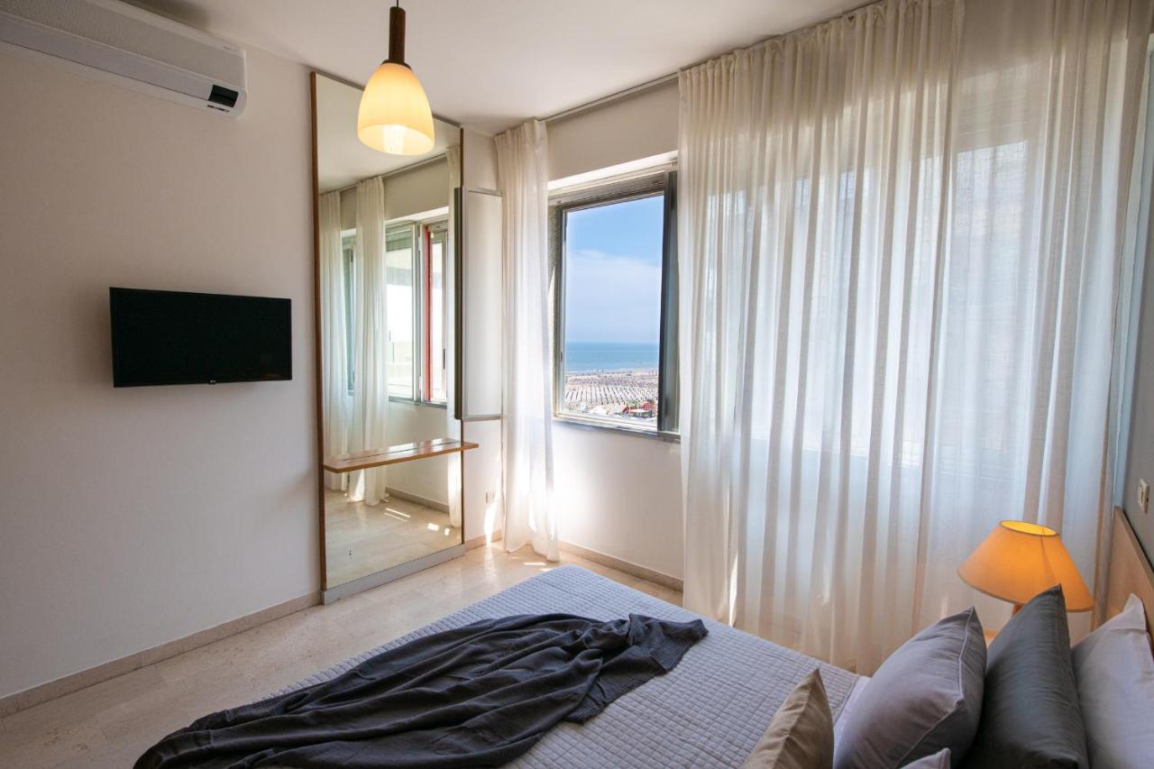 Ventodue Apartment Rimini Exterior photo
